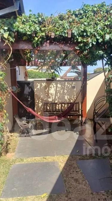 Casa em condomínio com piscina e com hidromassagem em Campinas-SP. - Foto 2