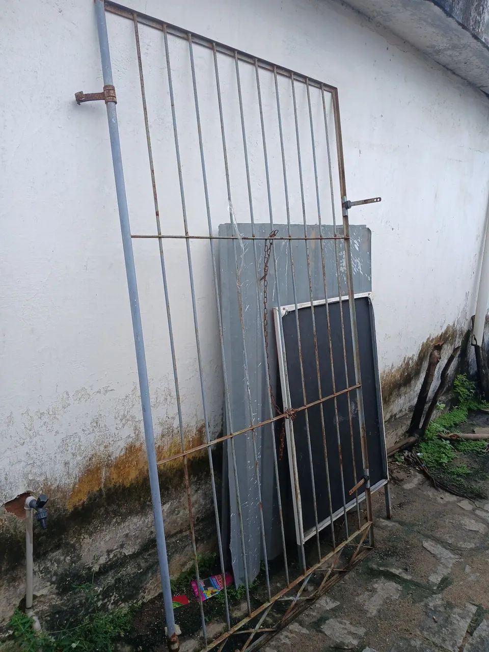 Grade de ferro 