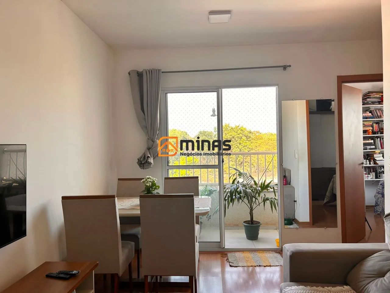 APARTAMENTO COM SACADA E PRÓXIMO À UNIC BEIRA RIO - Foto 2