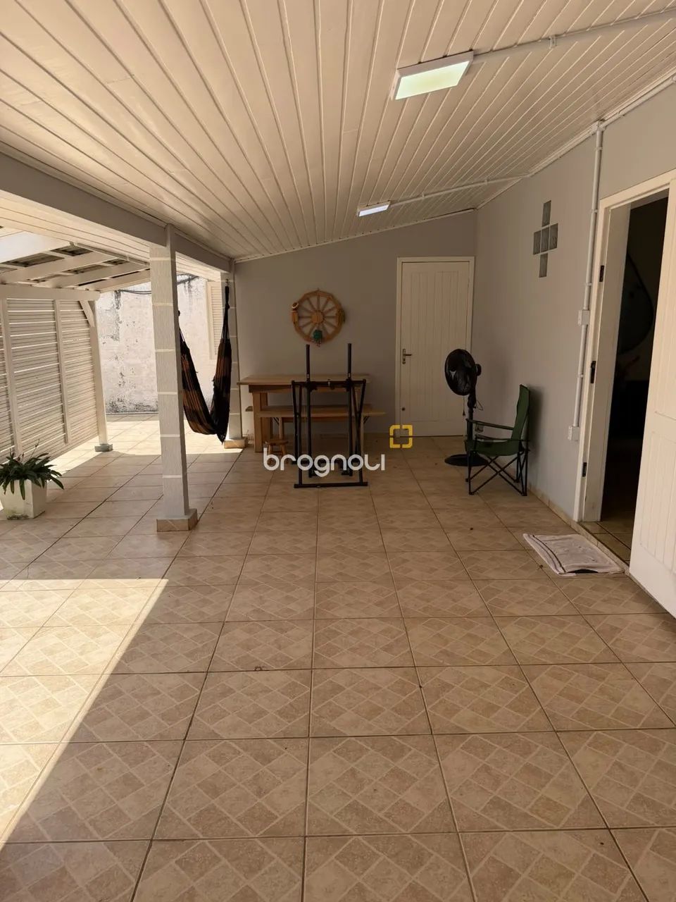 Casa com 5 Dormitórios no Campeche Florianópolis SC - Foto 4