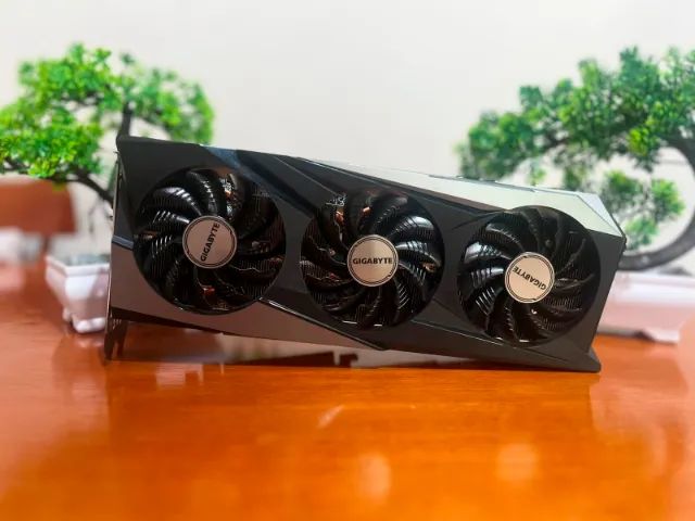 Placa de Vídeo AMD Radeon RX 7600 Gigabyte - Alto Desempenho