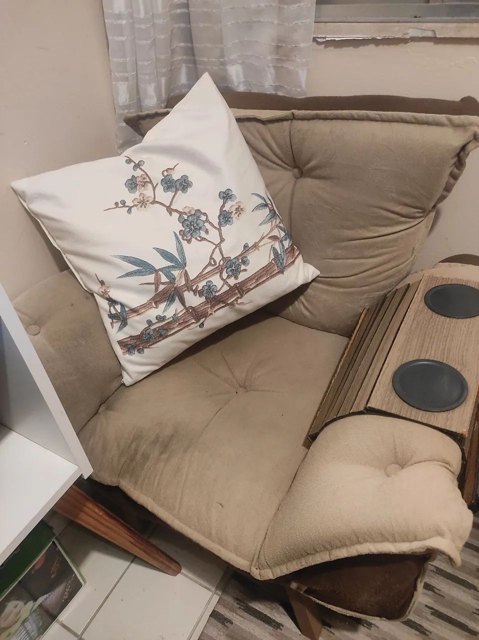 02 poltronas