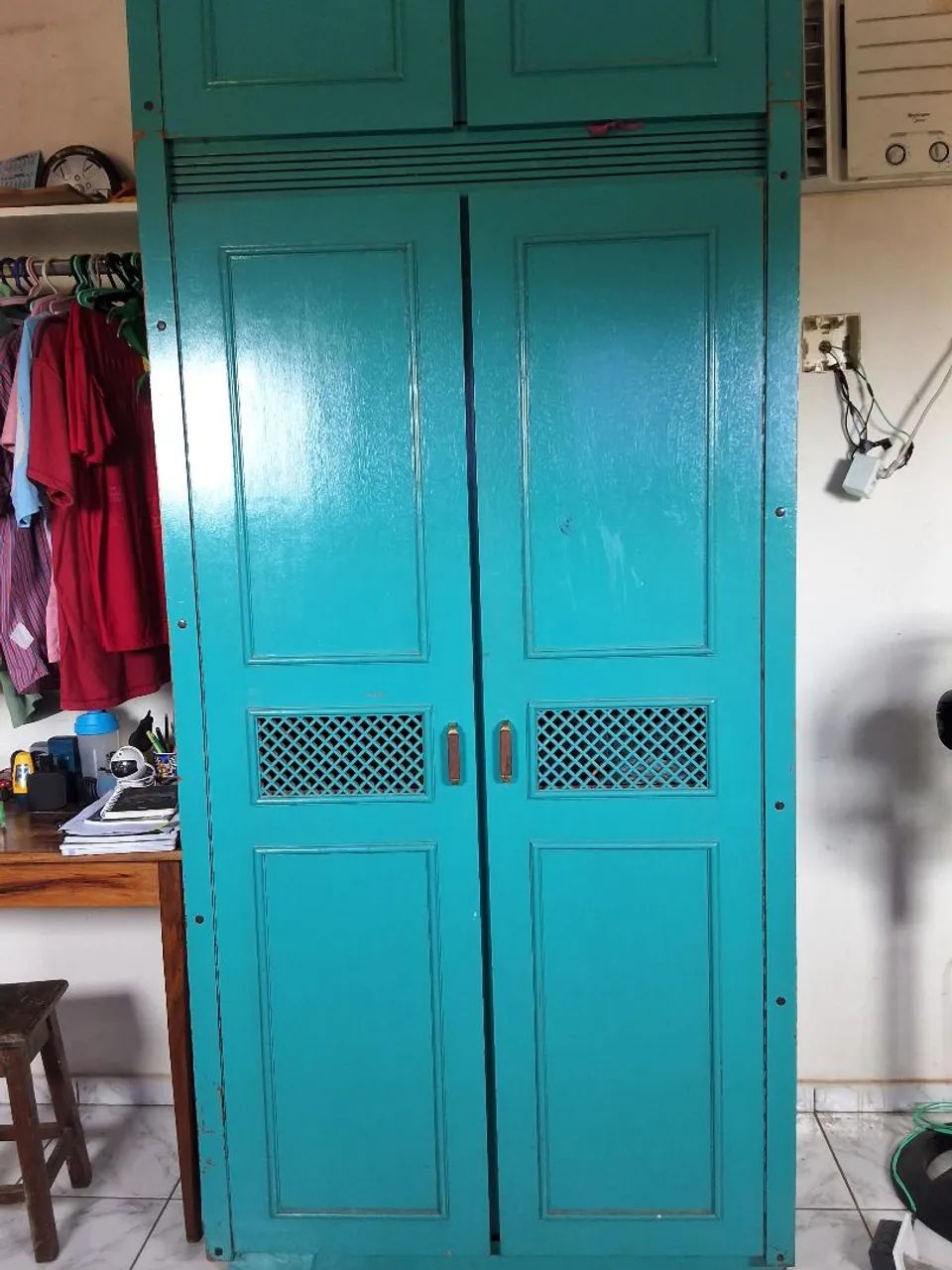 Guarda roupa de madeira - Foto 2