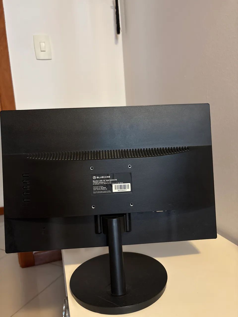 Monitor Bluecase 19" LED BM19X5HVW HDMI/VGA - Sem Cabos - Funcionando - Foto 2