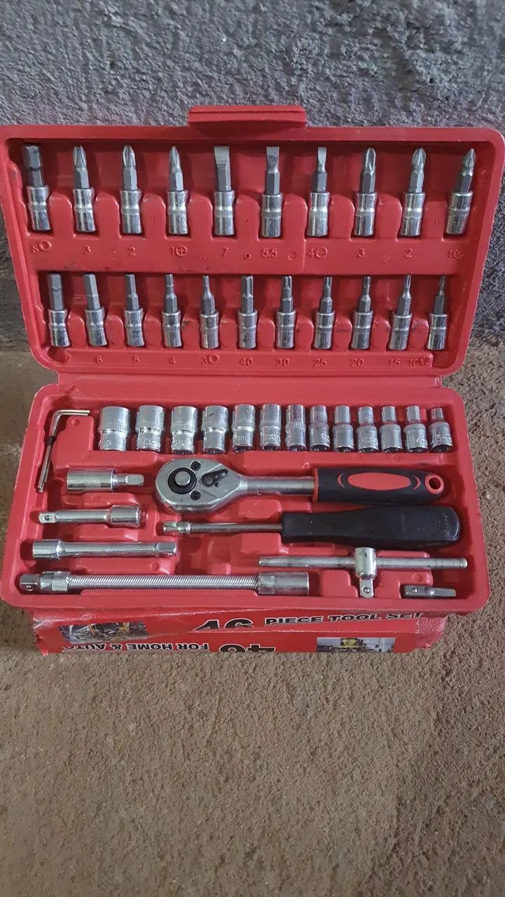 Kit ferramenta com 46 peças 