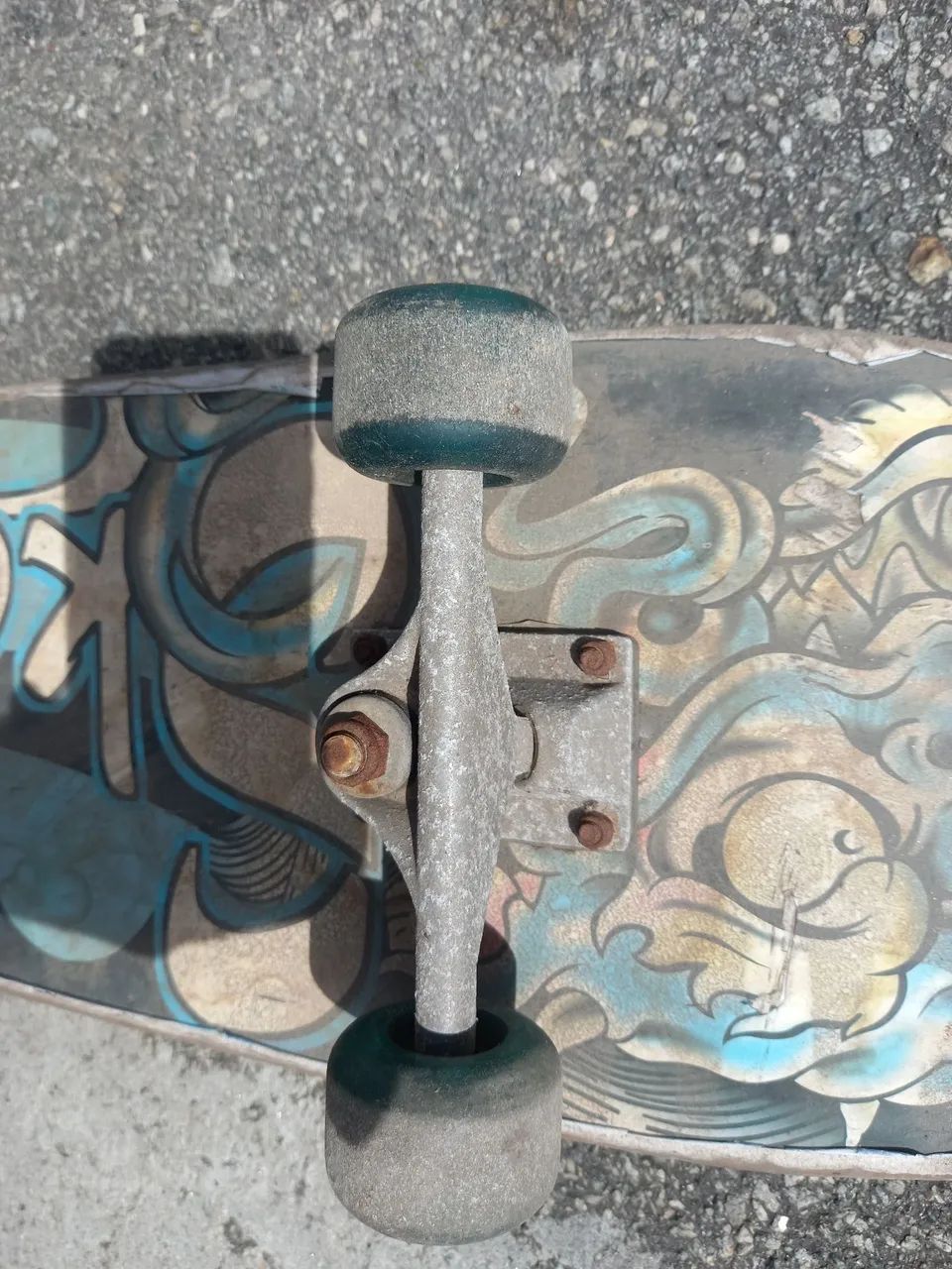 Skate antigo com defeito - Foto 3
