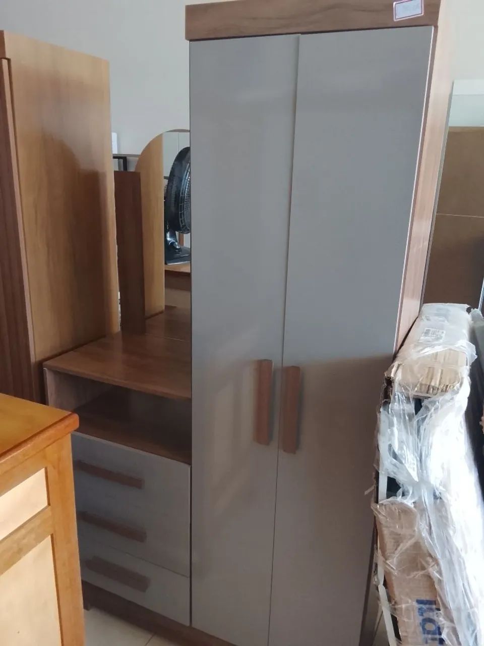 Cômoda guarda roupa e penteadeira  - Foto 3