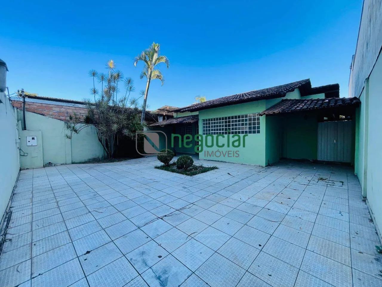 Casa comercial 4 quartos no bairro Ingá Betim