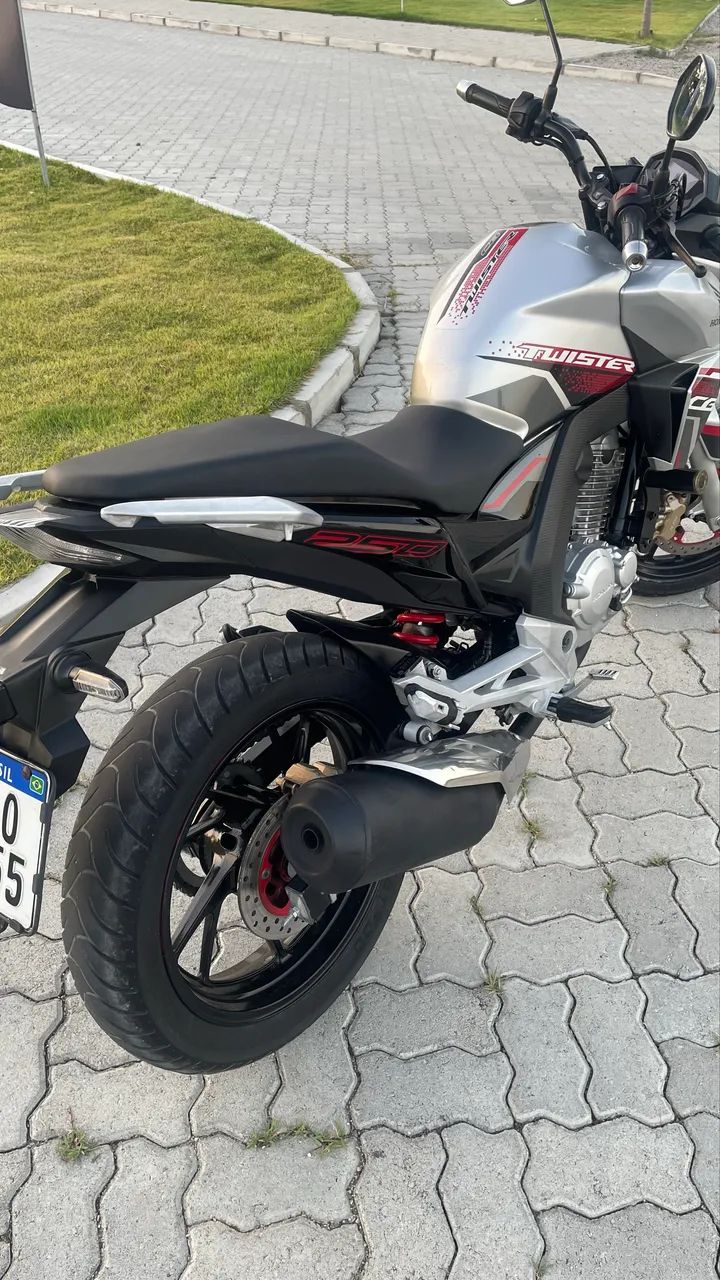 CB Twister 250 2021 - Foto 4