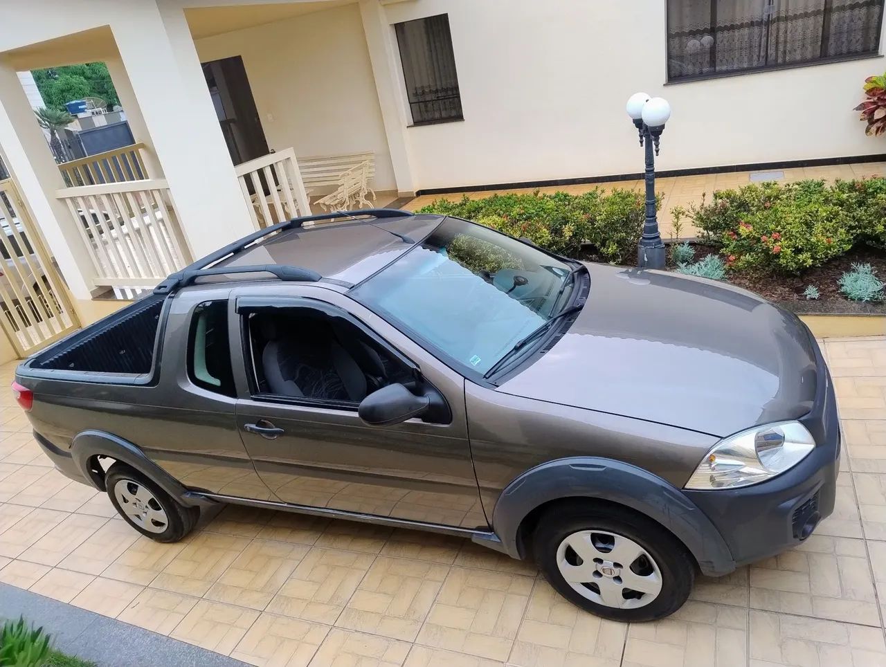 Fiat Strada Working Celeb.1.4 Fire Flex 8V CE 2014 - Foto 2