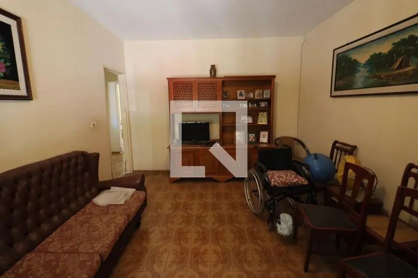 Casa à Venda - Centro, 5 Quartos, 350 m2 - Foto 4