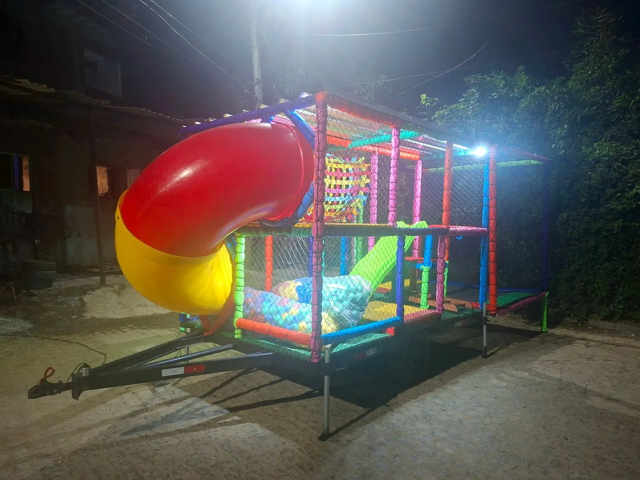 Carretinha play ground 0km - Foto 2