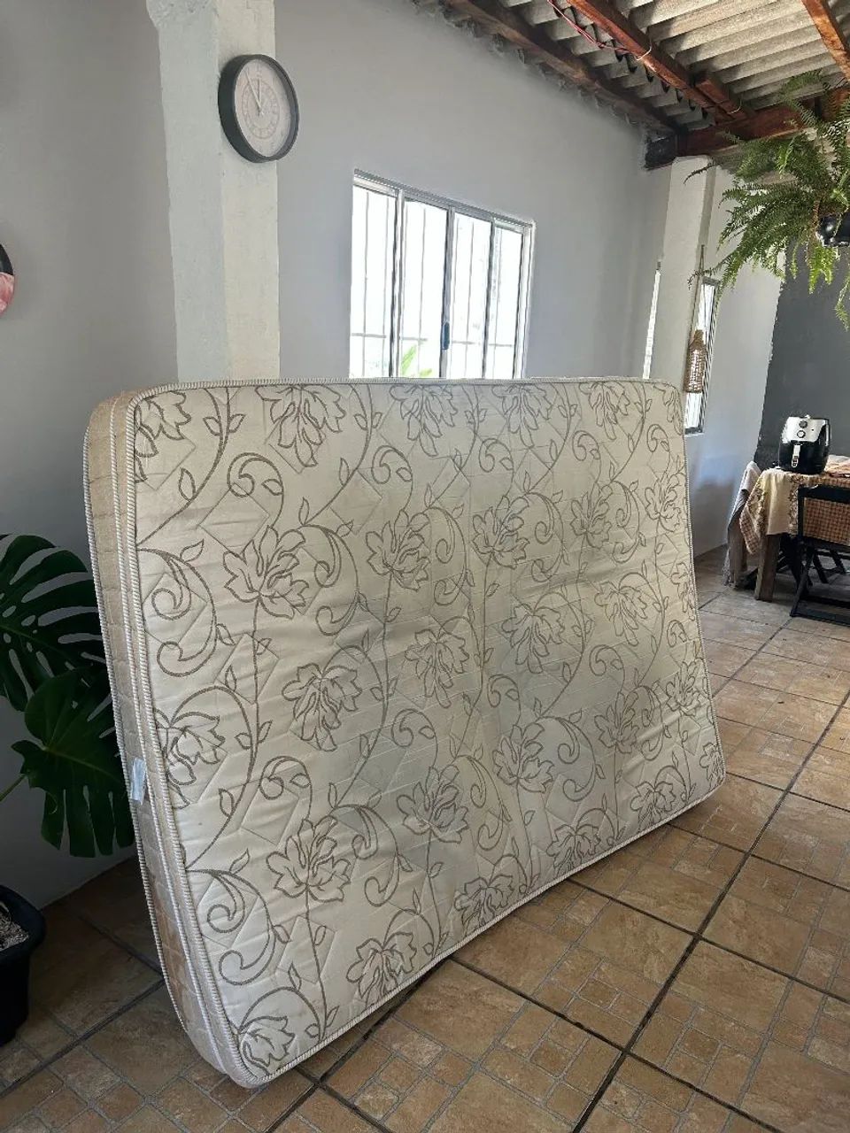 Colchão de cama box usado em bom estado - Foto 3
