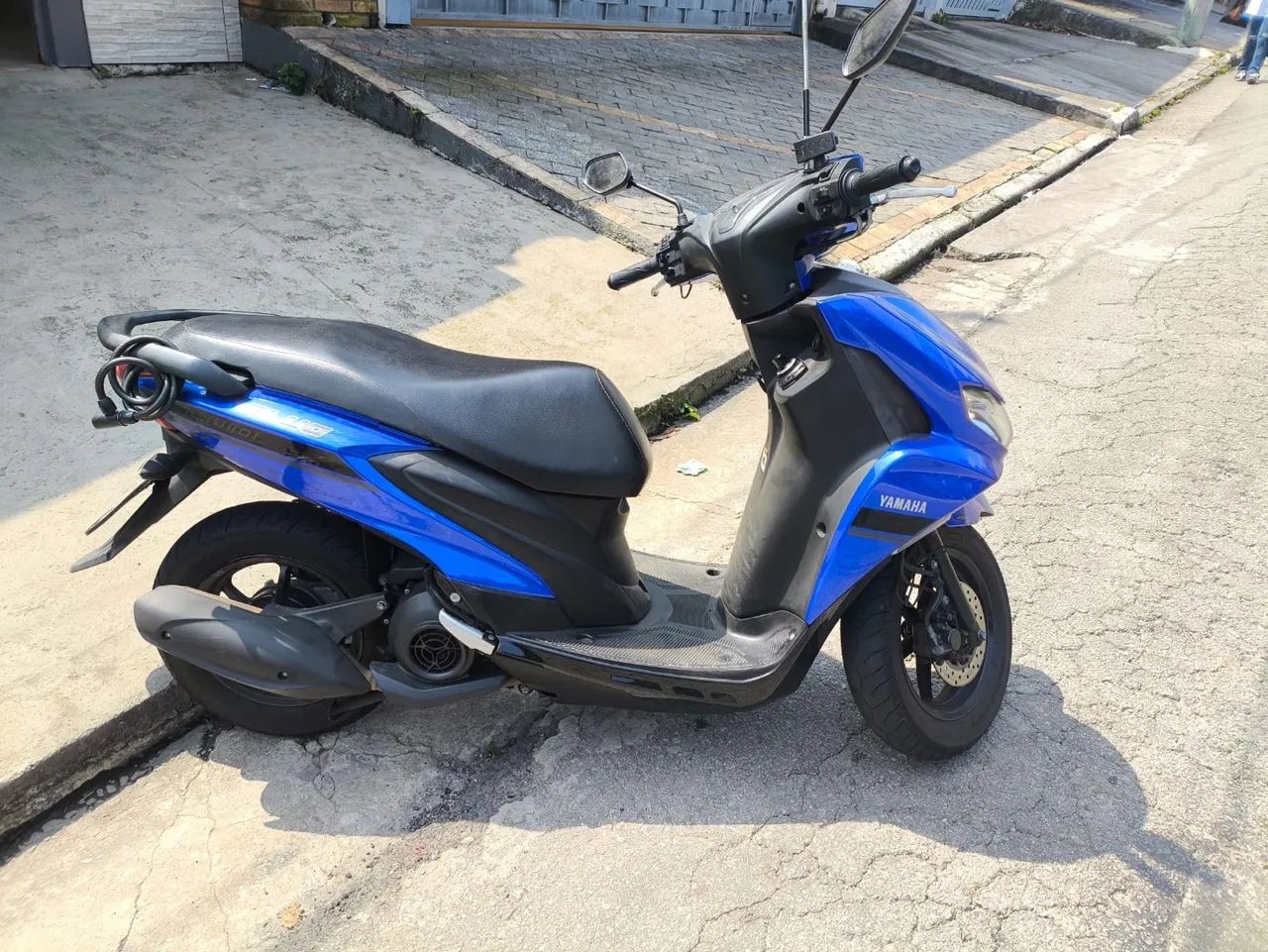 Yamaha fluo 2023 - Foto 2