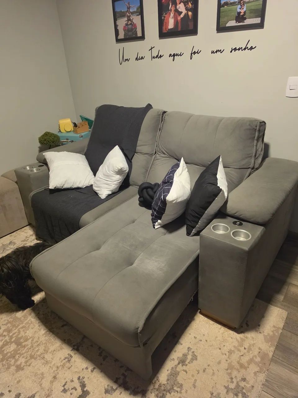 SOFA RETRATIL MUITO CONFORTAVEL 2M 
