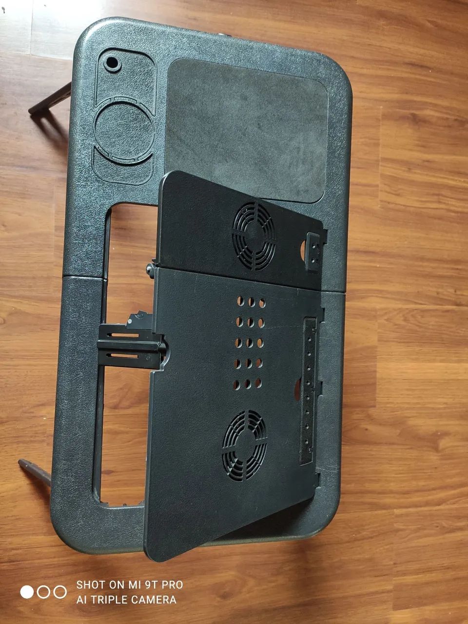  Mesa Articulada Dobrável P/ Notebook Com Cooler  - Foto 3