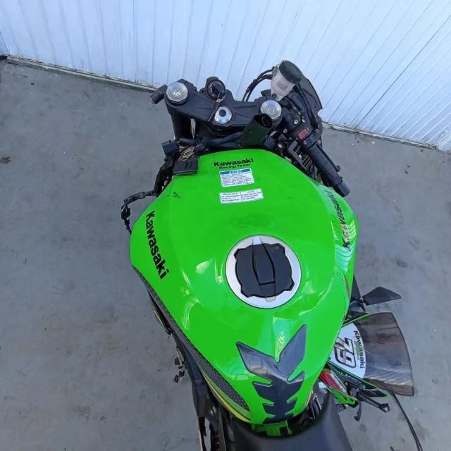 Sucata de moto para retirada de peças kawasaki zx6 2020 - Peças