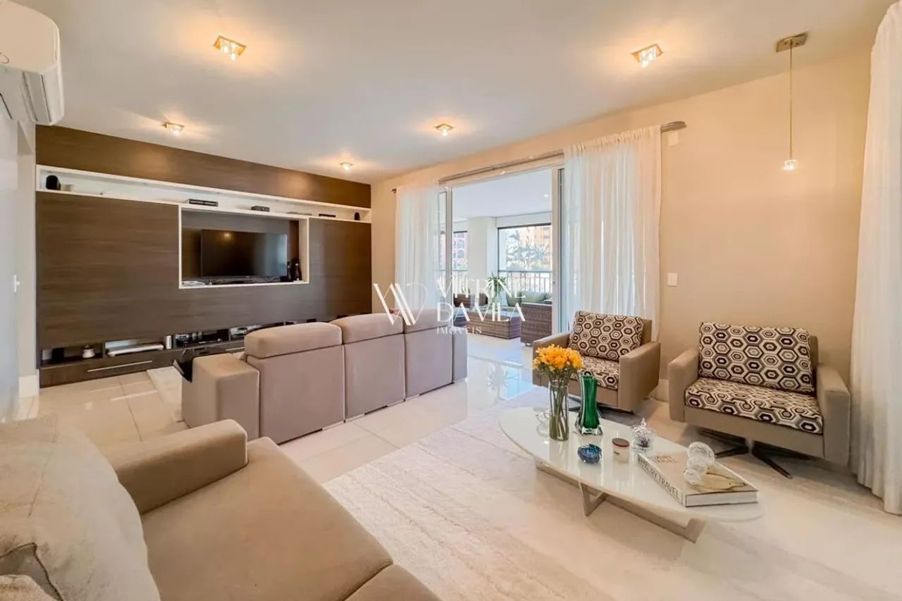 Apartamento com 247m² à venda