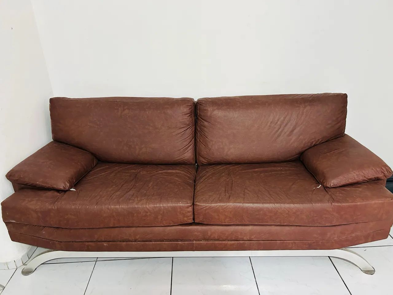 Sofá 3 lugares 