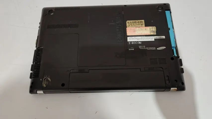 Notebook Samsung rv415 com defeito para peças - Foto 4