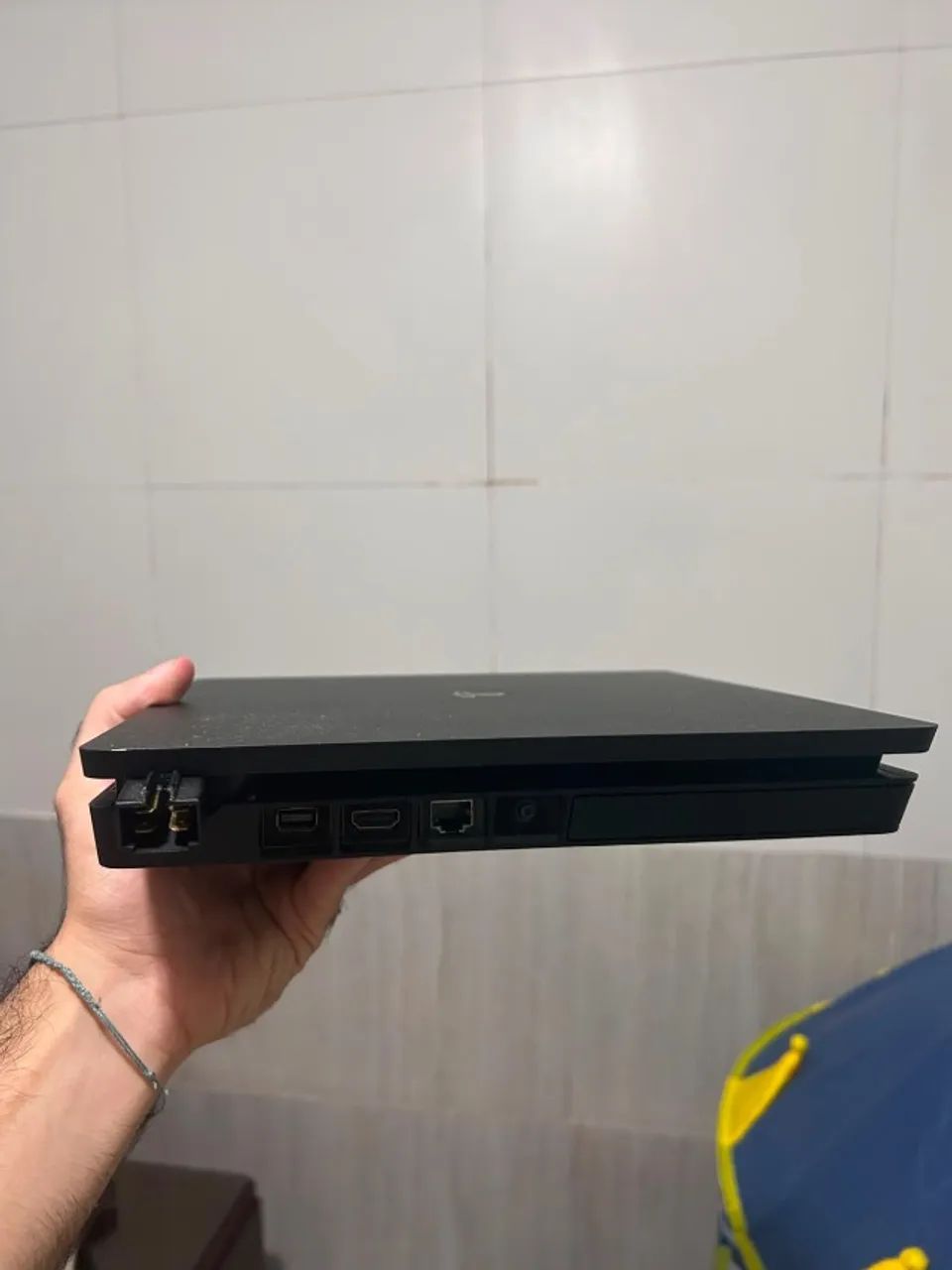 PlayStation 4 Slim - Foto 2
