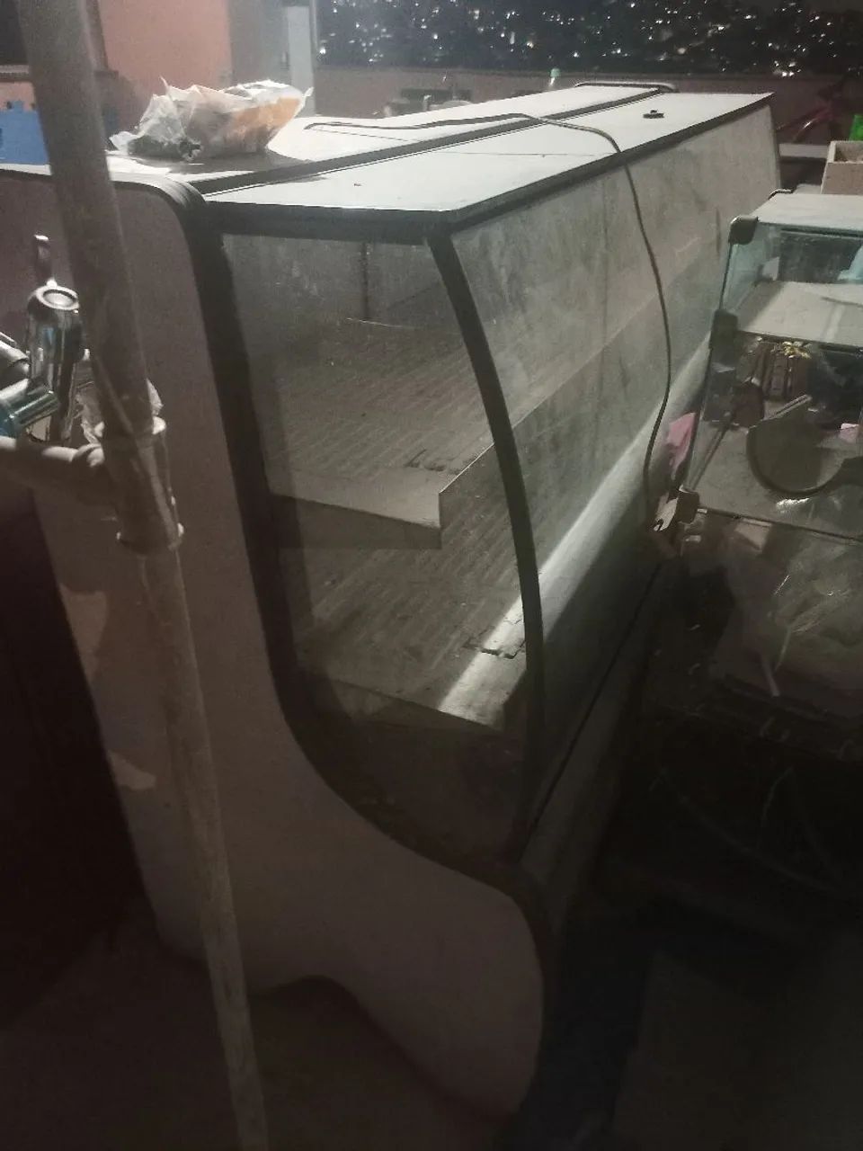 Freezer balcão funcionando