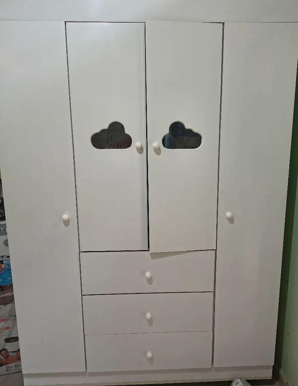 Guarda roupa e cômoda infantil 