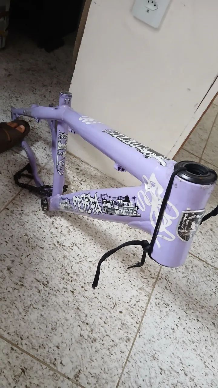 Quadro perifa 2.0 lilas - Foto 4