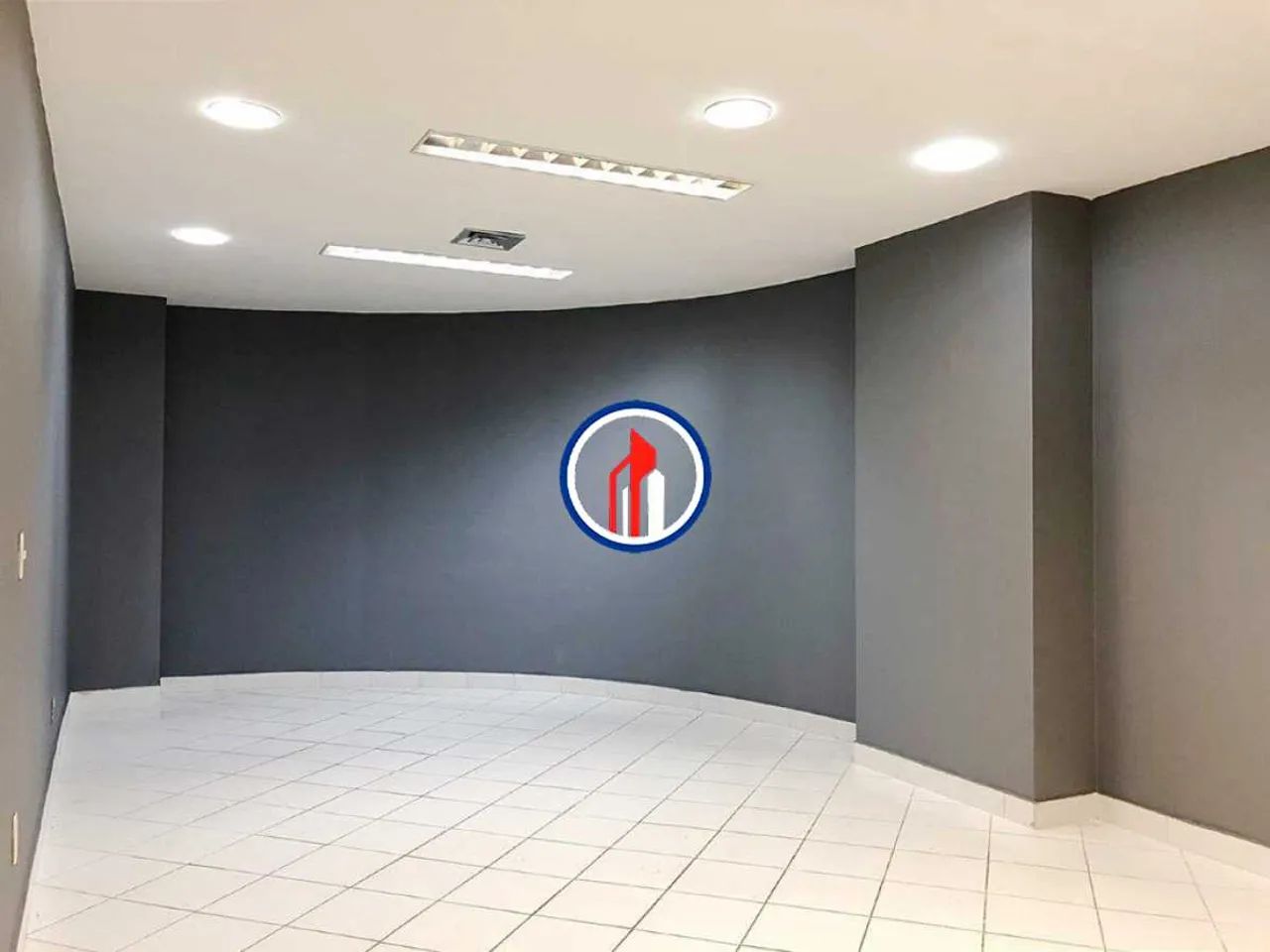 Loja : / Comercial / Centro