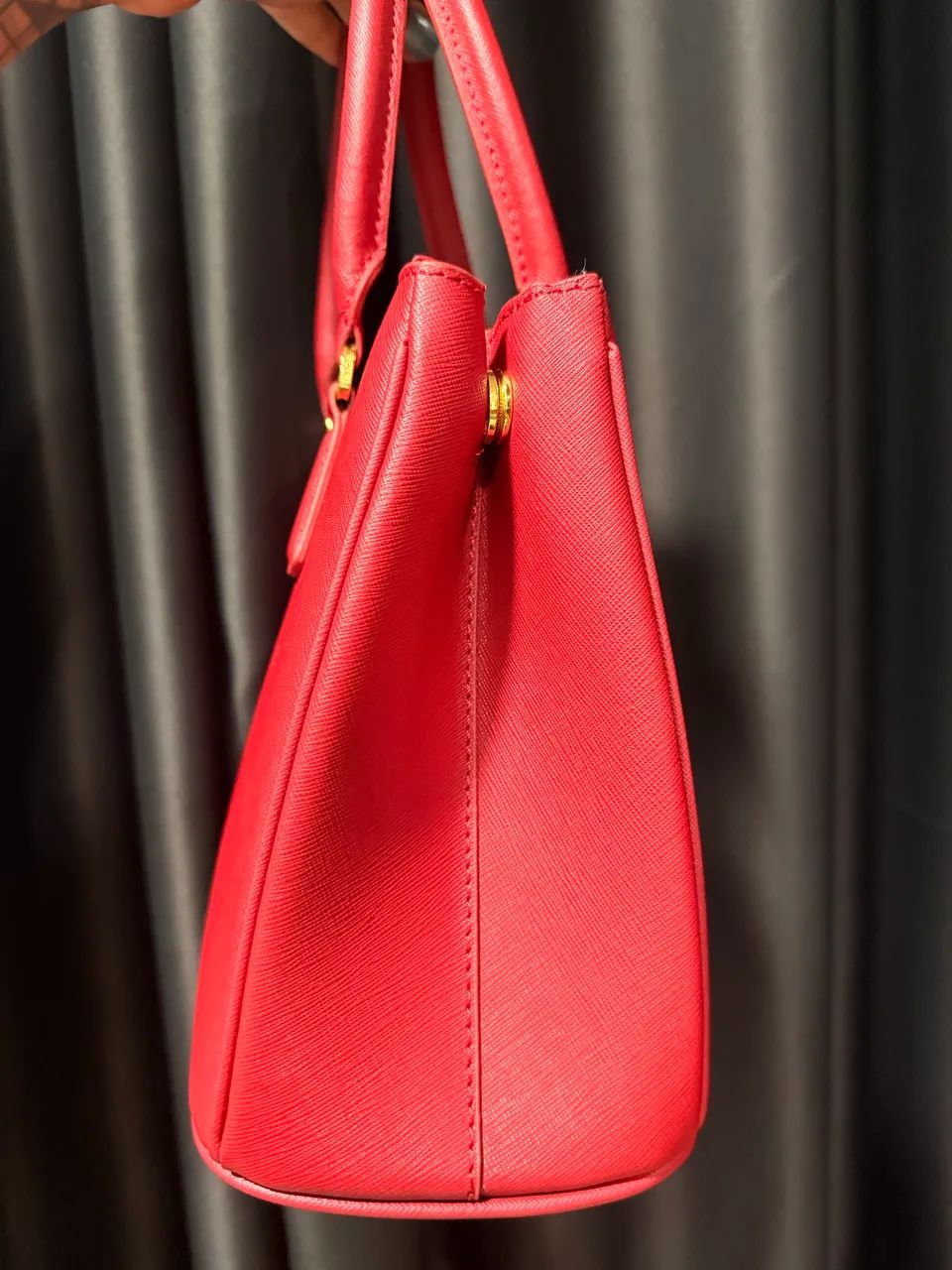 Bolsa Prada de excelente qualidade - Foto 2