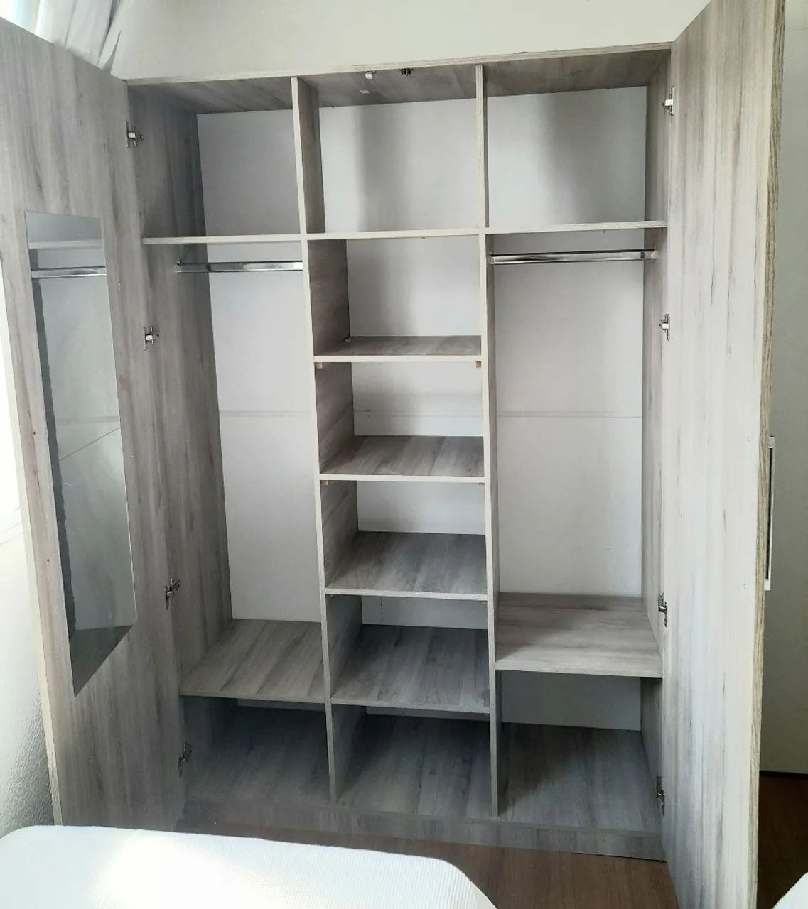 Guarda roupa MDF - Solteiro ou Casal - Foto 2