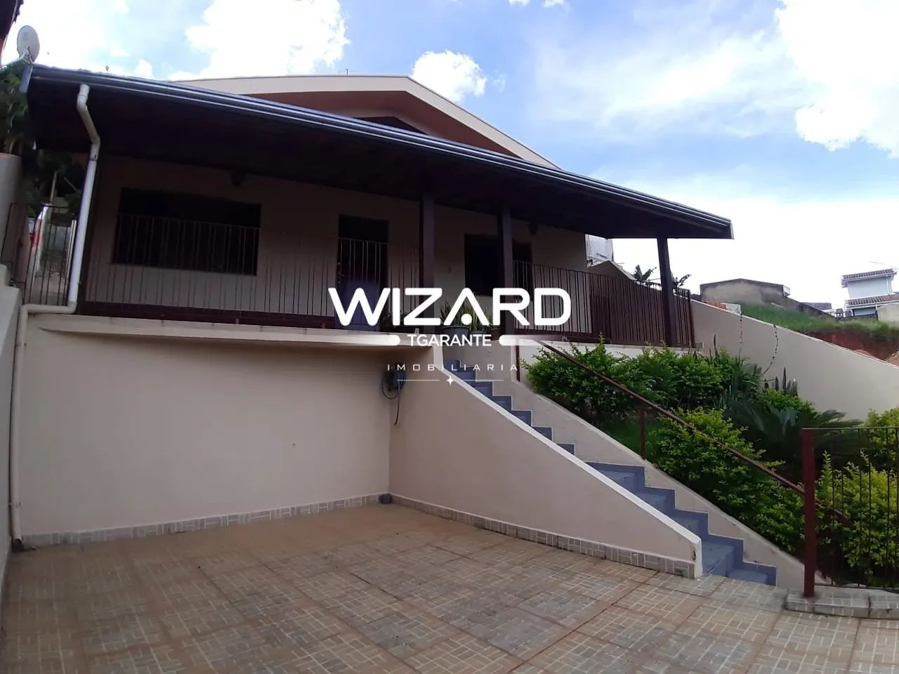 Casa com dois quartos à venda em Águas de Lindoia SP