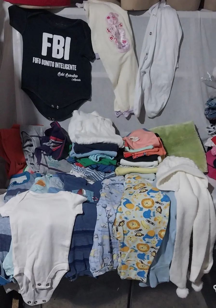 Lote de roupinhas de bebê 