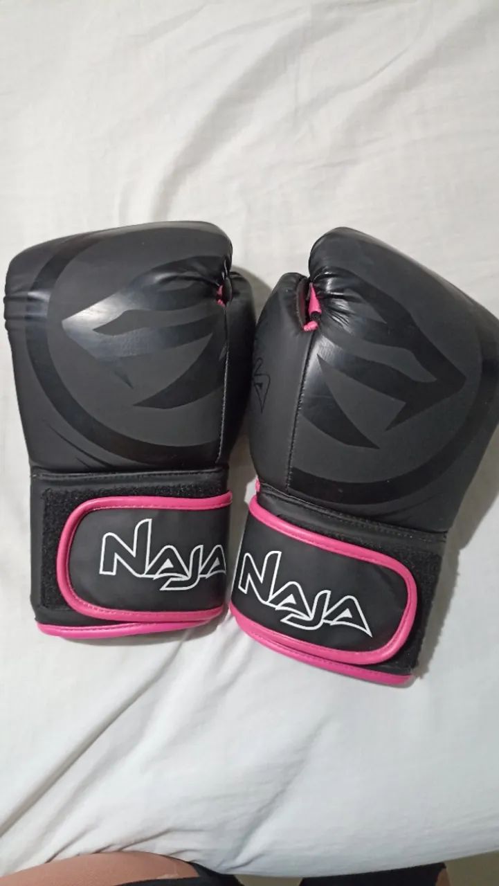 Luva Naja