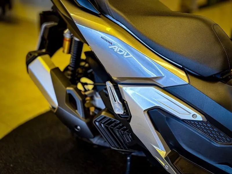 HONDA ADV 160 2026 - Foto 3