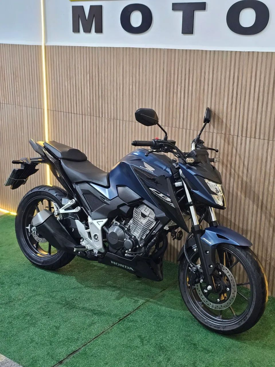 Cb 300f abs 2025 - Foto 2