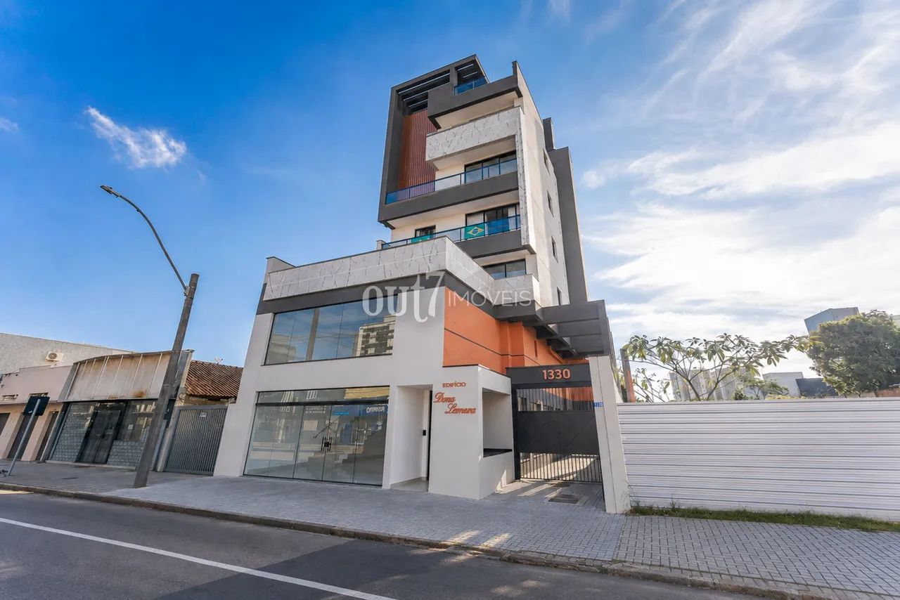 Cobertura duplex no Ed. Dona Leonora - SJP