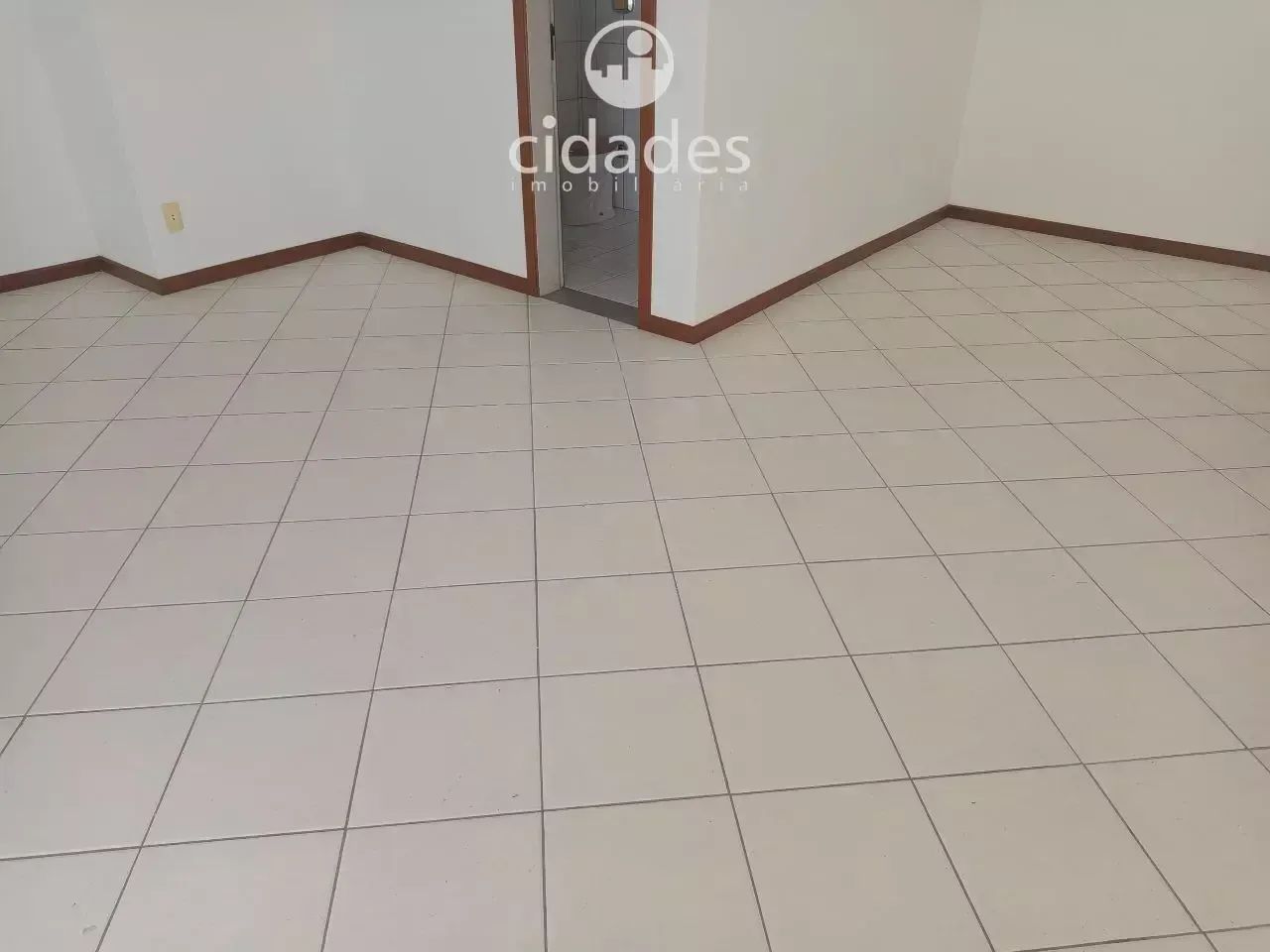 Sala comercial para aluguel próximo a faculdade Estácio de Sá em Barreiros - Foto 4