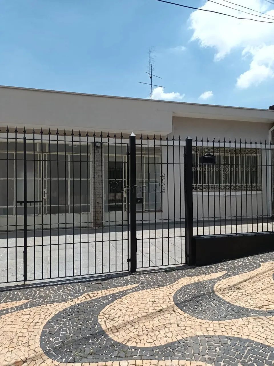 Casa à venda em Campinas, Jardim Leonor, com 3 quartos, com 192.42 m² - Foto 2