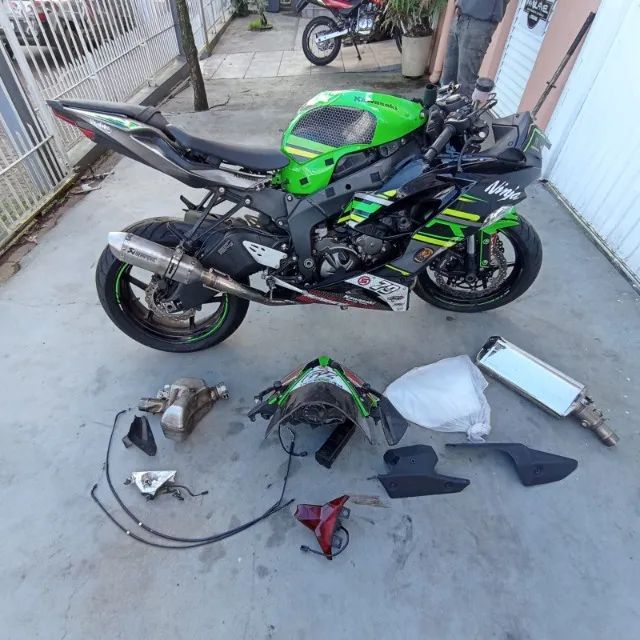 Sucata de moto para retirada de peças kawasaki zx6 2020 - Peças