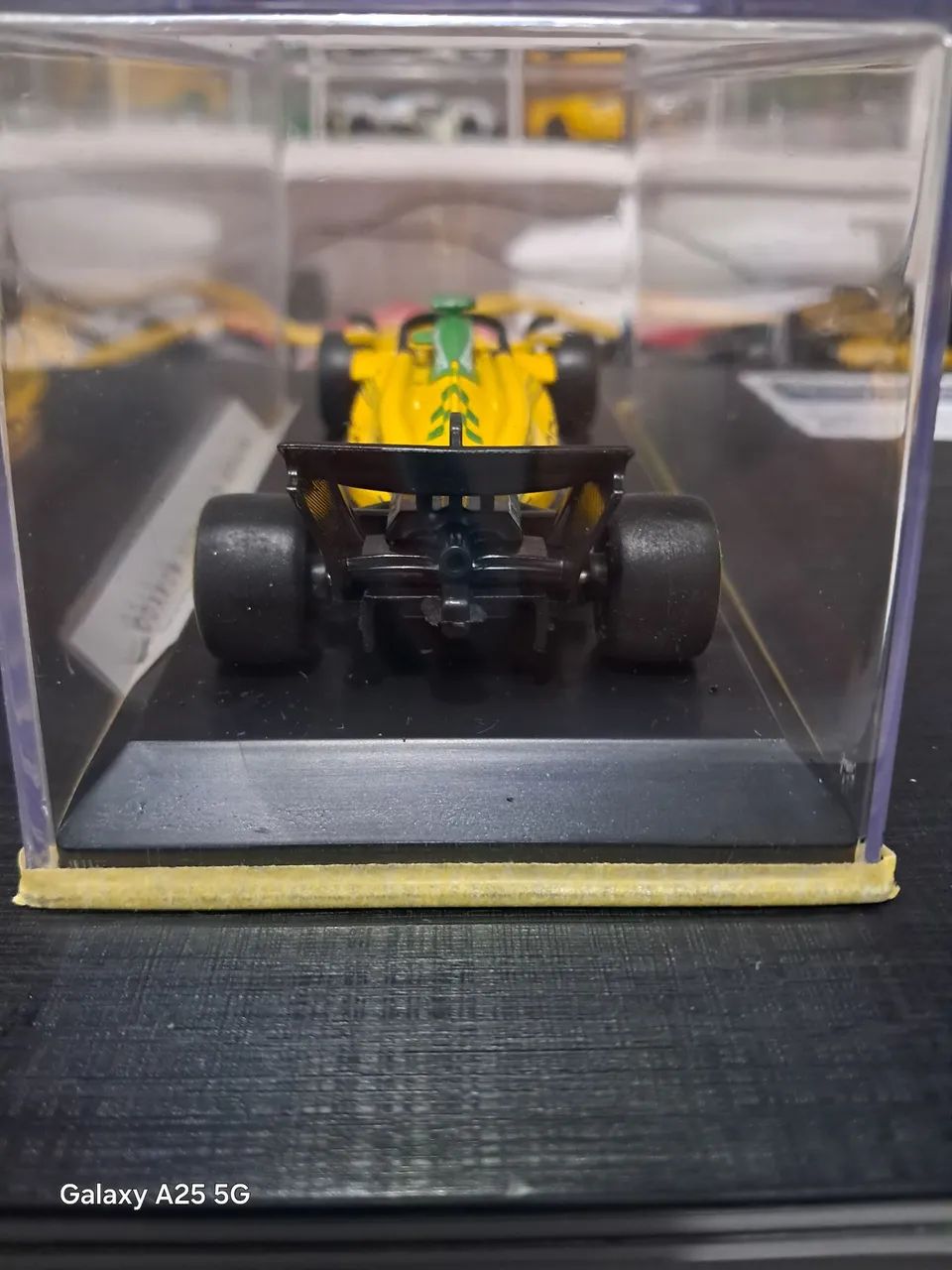 MINIATURA F1 MCLAREN  - Foto 3