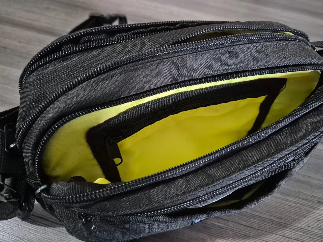 Bolsa pochete camaleão Galapagos - Foto 5