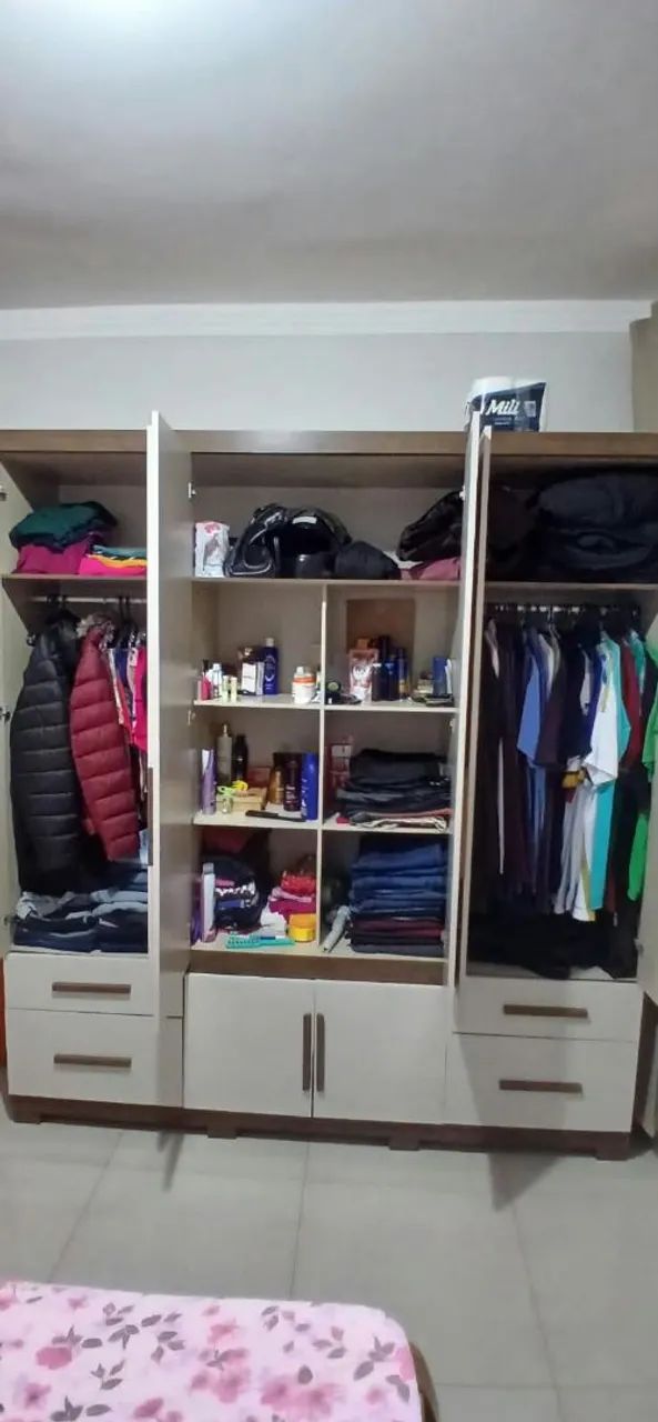 Guarda Roupa casal Semi Novo  - Foto 4