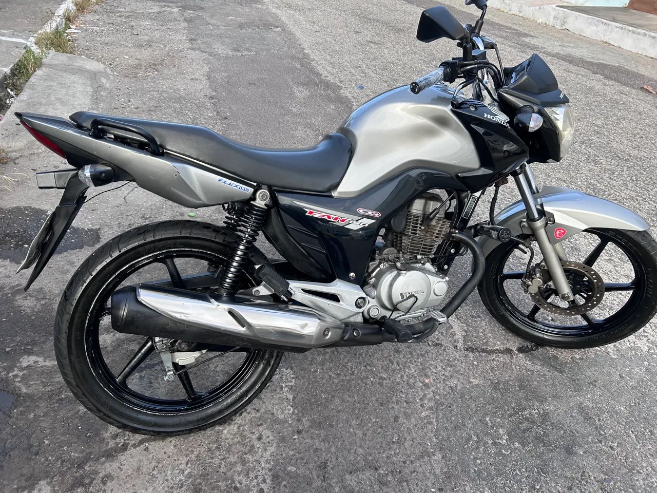 Honda Fan 2015 Flex  - Foto 3