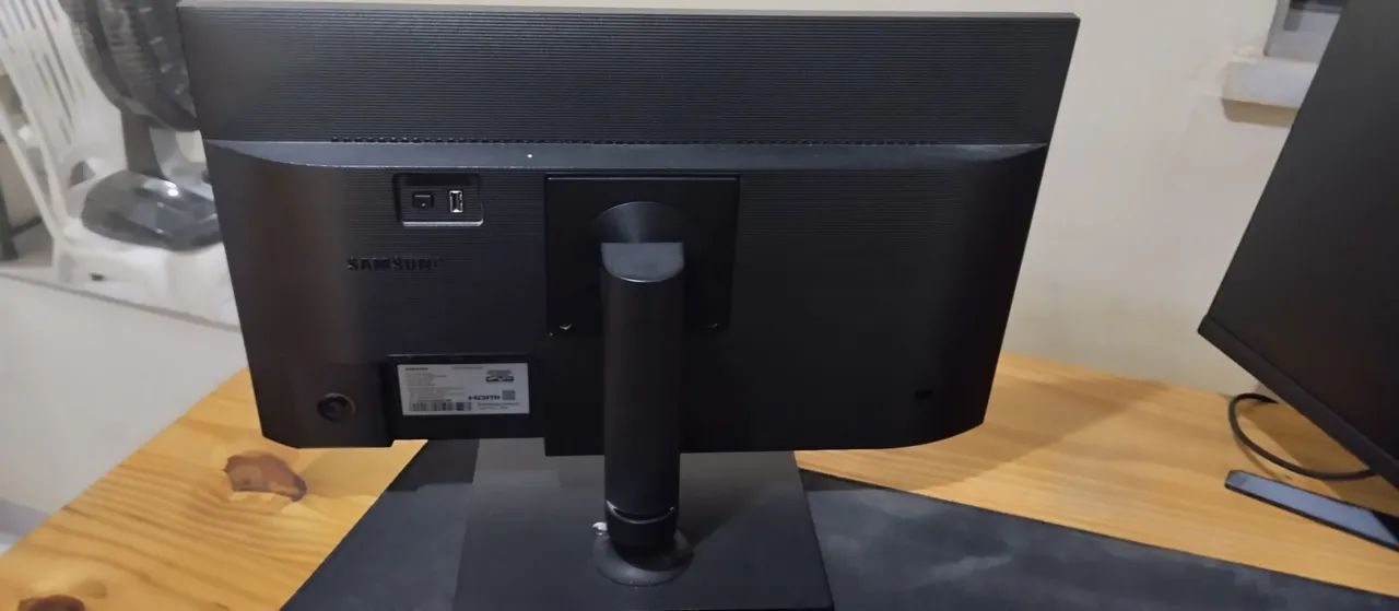 [COM DEFEITO] Monitor Samsung Odissey 24 - Foto 4