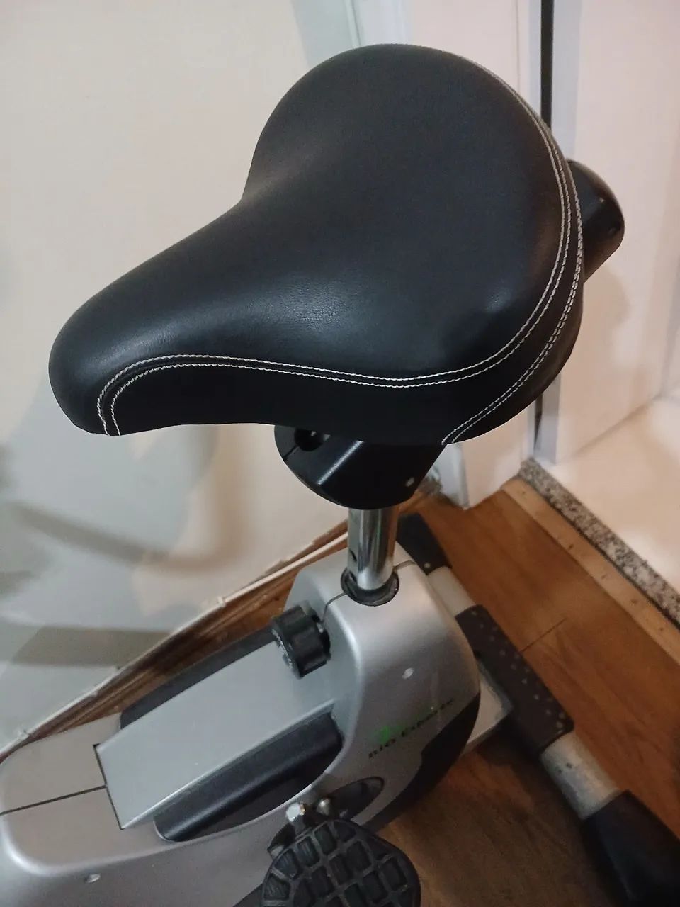Bicicleta  ergométrica - Foto 3