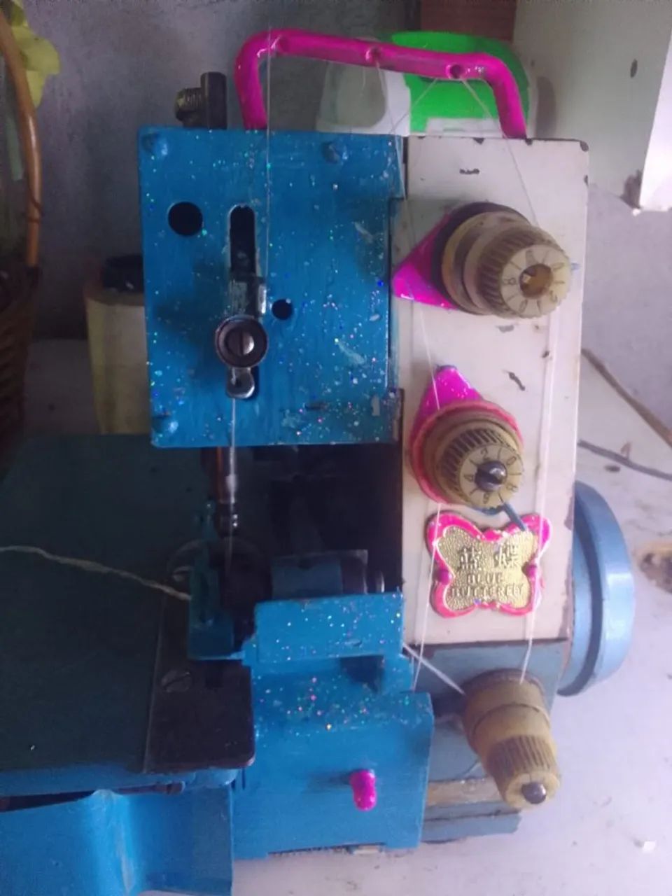 Maquina overloque 3 fios