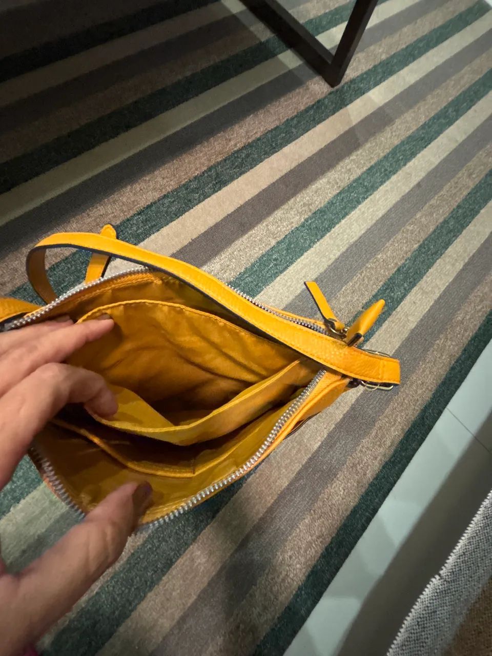 Bolsa couro original Nanette Lepore  - Foto 3