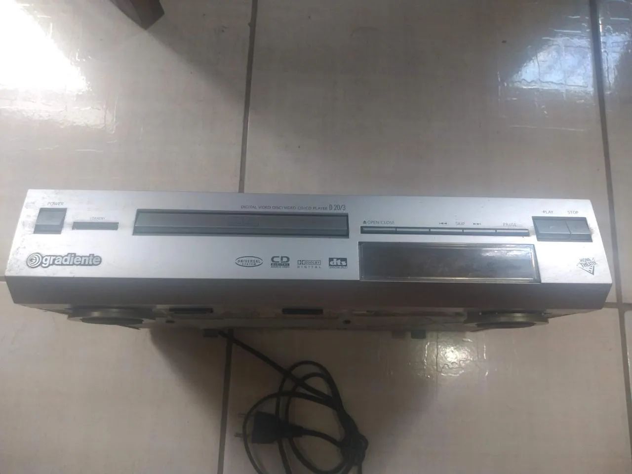 Aparelho de DVD Gradiente 