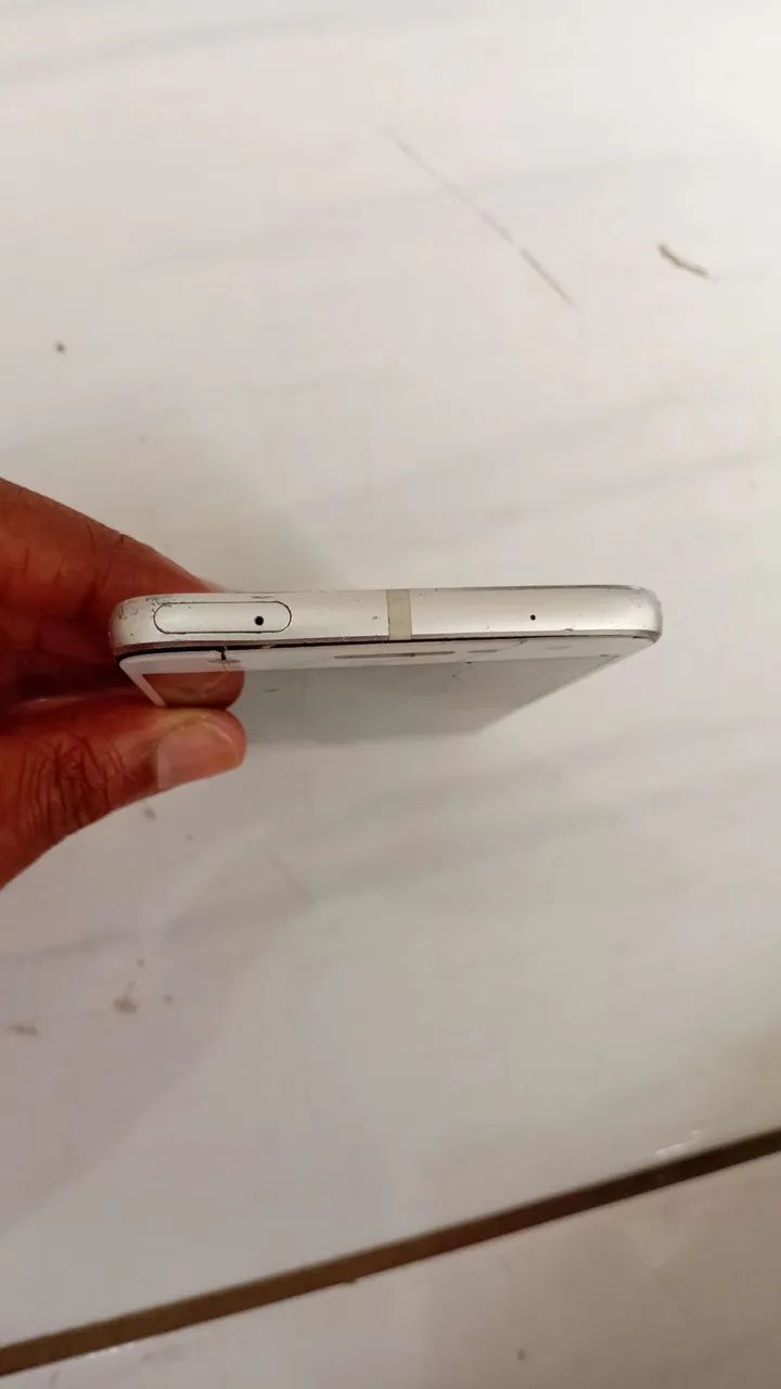 Celular moto Z play para retirada de peças.  - Foto 4
